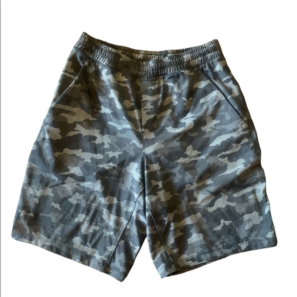 Lululemon Mens Camouflage Shorts 